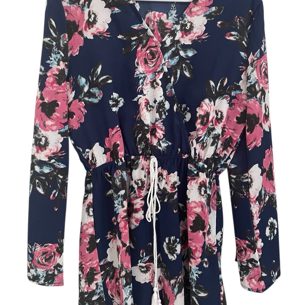 Floral Women's Romper - Navy‎ and Pink - Size Small - Picture 6 of 10
